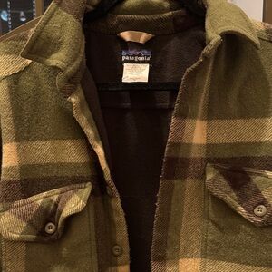 Patagonia Men's Olive Plaid Shirt Jacket